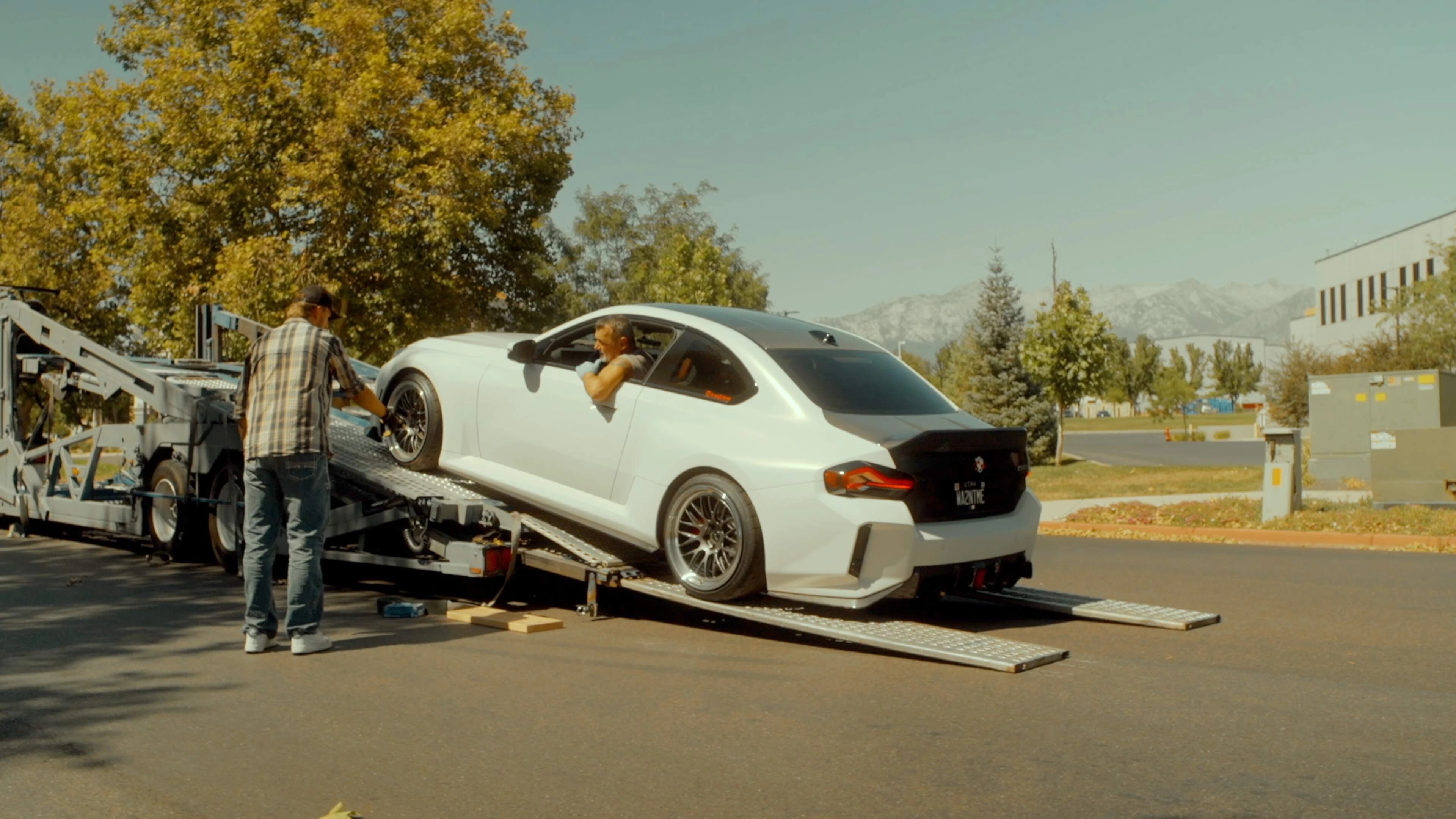 Enclosed trailer loading